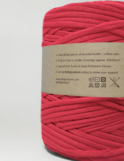 Tomato red t-shirt yarn by Jolly Good Yarn (100-120m)