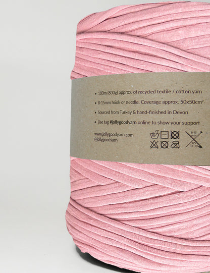 Pale blush pink t-shirt yarn (100-120m)